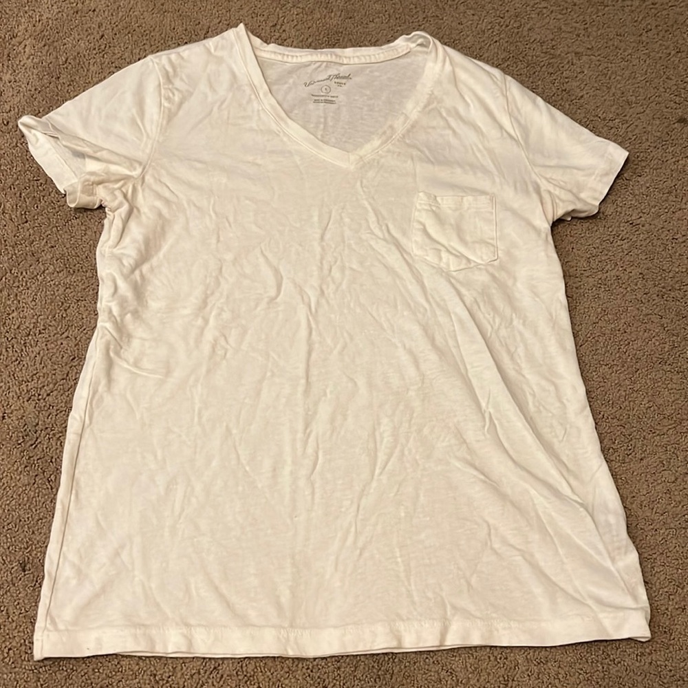 Universal Thread v-neck